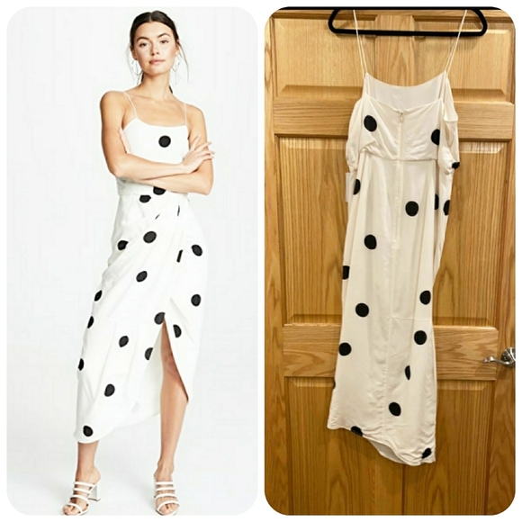 Dereh Lam Dresses & Skirts - Dereh Crepe

Pleating at front

Polka-dot print